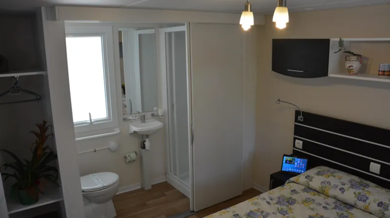 Mobil Home Luxe Pmr – Adapté Pour Personnes À Mobilité Réduite