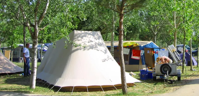 Emplacement Gold (Tente, Caravane Ou Camping-Car)