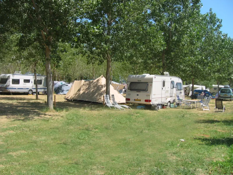 Emplacement Gold (Tente, Caravane Ou Camping-Car)