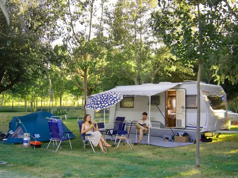 Emplacement Gold (Tente, Caravane Ou Camping-Car)