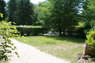 Camping pitch , including 2 persons, average area 100 square metres