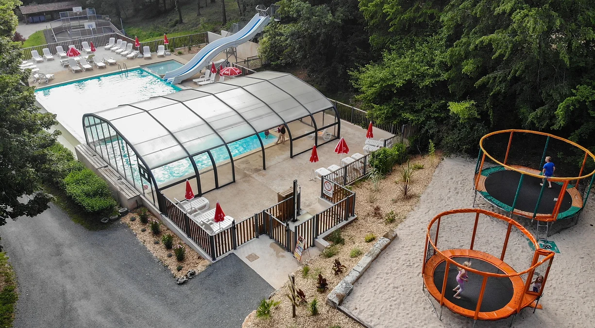 Camping Le Vézère Périgord — Photo 2