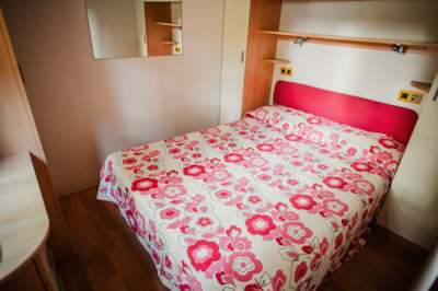 2 BEDROOM MOBILE HOME — 10