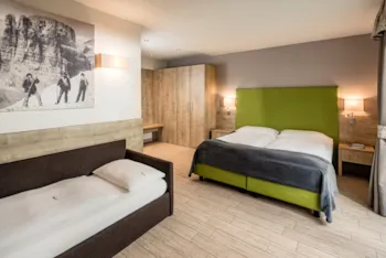 Zimmer - Dreibettzimmer Classic - Camping Vidor Family & Wellness Resort