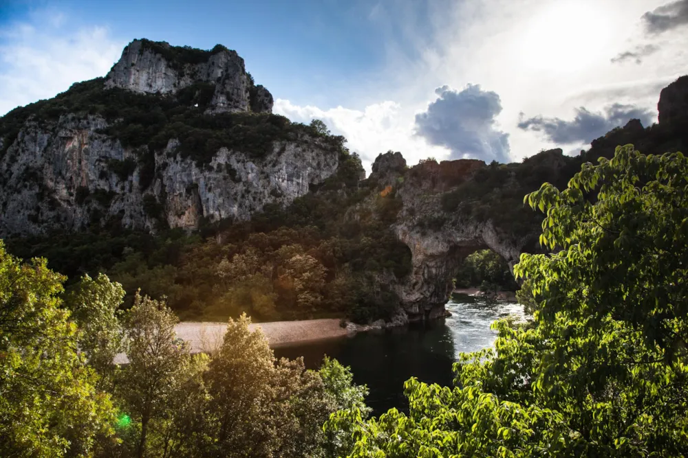 CAMPING DES TUNNELS