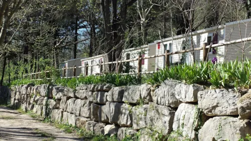 Location - Mobil-Home Hors Saison Promo 26M2 - image n°1 - CAMPING DES TUNNELS