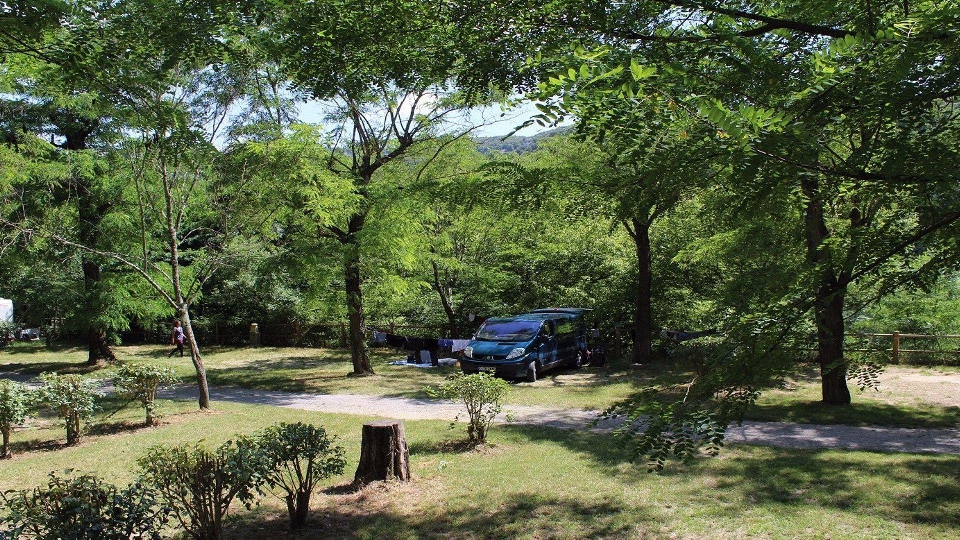 CAMPING DES TUNNELS — Photo 9