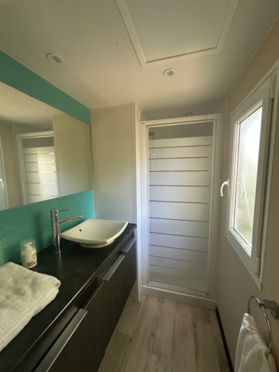 Privilège Mobile Home with 2 Bedrooms — 1