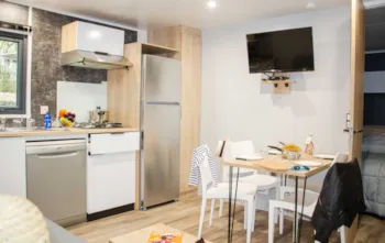 Mietunterkunft - Mobilheim Privilège 2 Schlafzimmern - Camping Eden Villages Les Truffières de Dordogne
