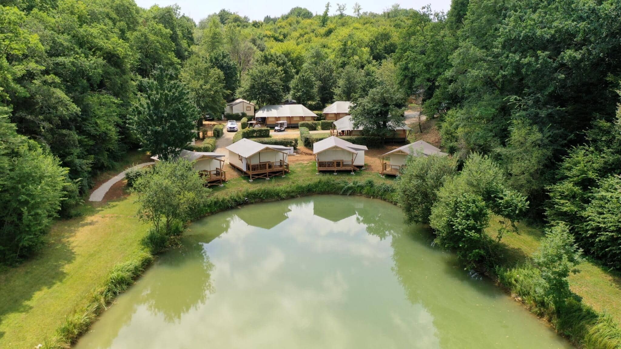 Camping Eden Villages Les Truffières de Dordogne — Photo 3