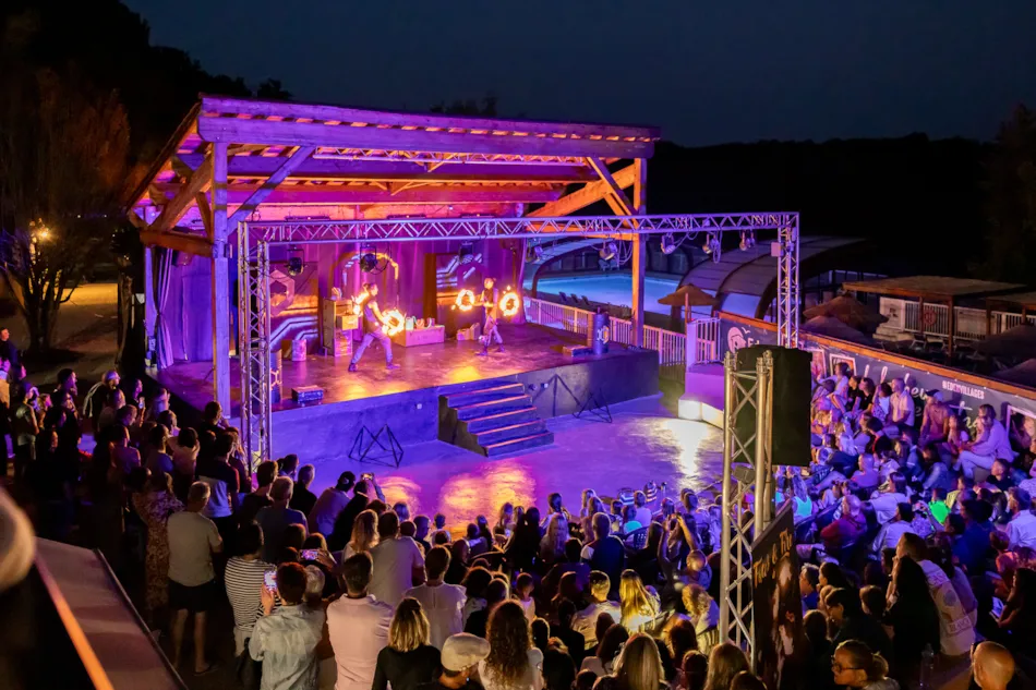 Camping Eden Villages Les Truffières de Dordogne
