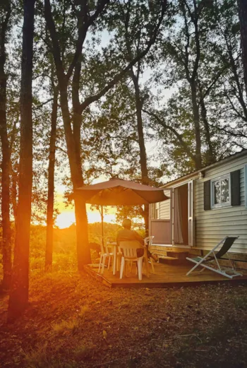 Mietunterkunft - Mobilheim Sun 24M² - 2 Zimmer - Camping Ushuaïa Villages la Colombière
