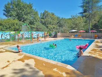 Camping Ushuaïa Villages la Colombière - Ucamping