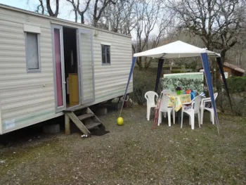 Mietunterkunft - Mobilheim Classic 2 Zimmer - Camping Le Picouty