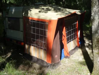 Mietunterkunft - Wohnwagen - Camping Le Picouty