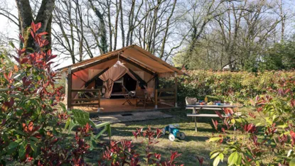 Tente Lodge Victoria 2 Chambres (Sans Sanitaires)