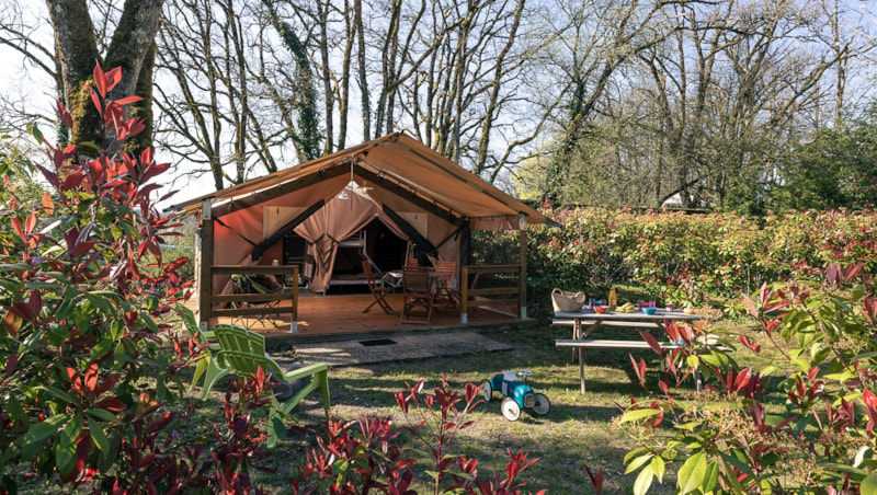 Tente Lodge VICTORIA 2 Zimmer (ohne sanitäre Anlagen)
