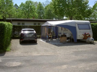 Pitch caravan or camper van — 2