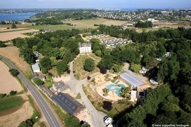 Castel Camping Domaine de la Ville Huchet