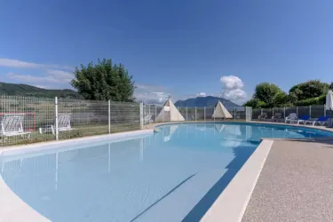 Clico Chic - Camping Lac du Lit du Roi - image n°3 - Camping Direct