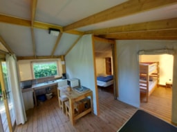 Accommodation - Tente Life - 25 M² - 2 Chambres - Sans Sanitaires - Pmr - Clico Chic - Camping Lac du Lit du Roi