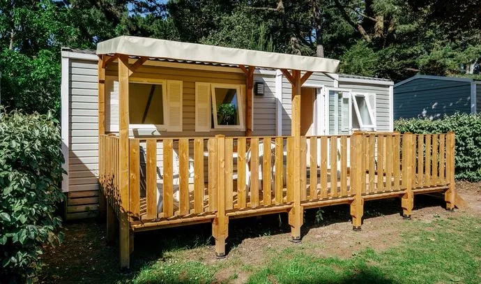 Mietunterkunft - Mobilheim  Comfort  - 28 M² - 3 Schlafzimmer- Erhöhte Terrasse - Camping Marvilla Parks - Domaine de Ker'Ys