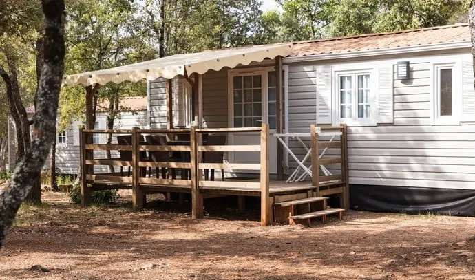 Mietunterkunft - Mobilheim Classic Xl - 29 M² - 2 Schlafzimmer- Erhöhte Terrasse - Camping Marvilla Parks - Domaine de Ker'Ys