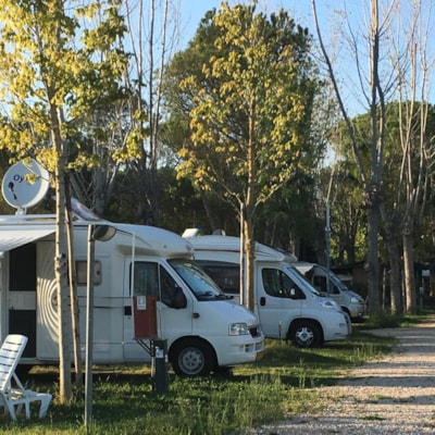 Pitch camping-car — 8