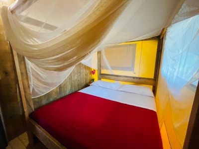 Safari Lodge tents — 8