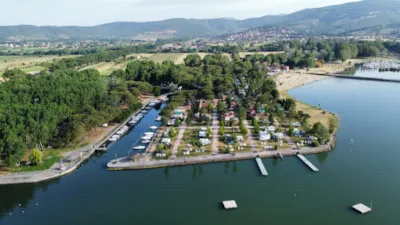 Camping Village Punta Navaccia - Umbria