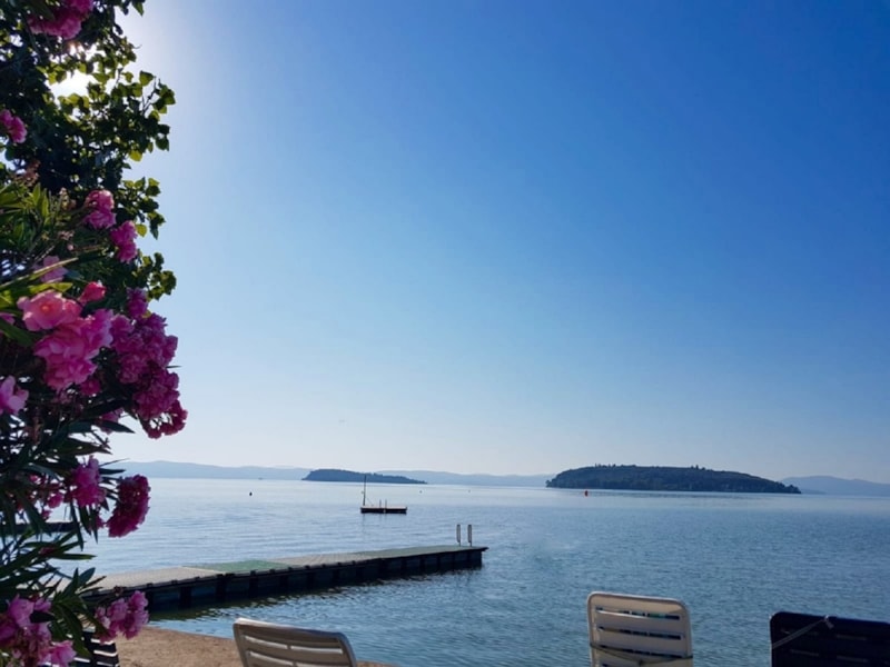 Liegt der Camping Village Punta Navaccia am See? - Photo 2