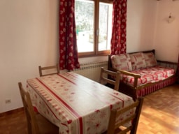 Accommodation - 2 Rooms  40Sq    Réfl13 - L'Escale Village