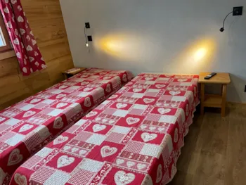 Zimmer - Zimmer 12.80 Sq   Réf L14 - L'Escale Village