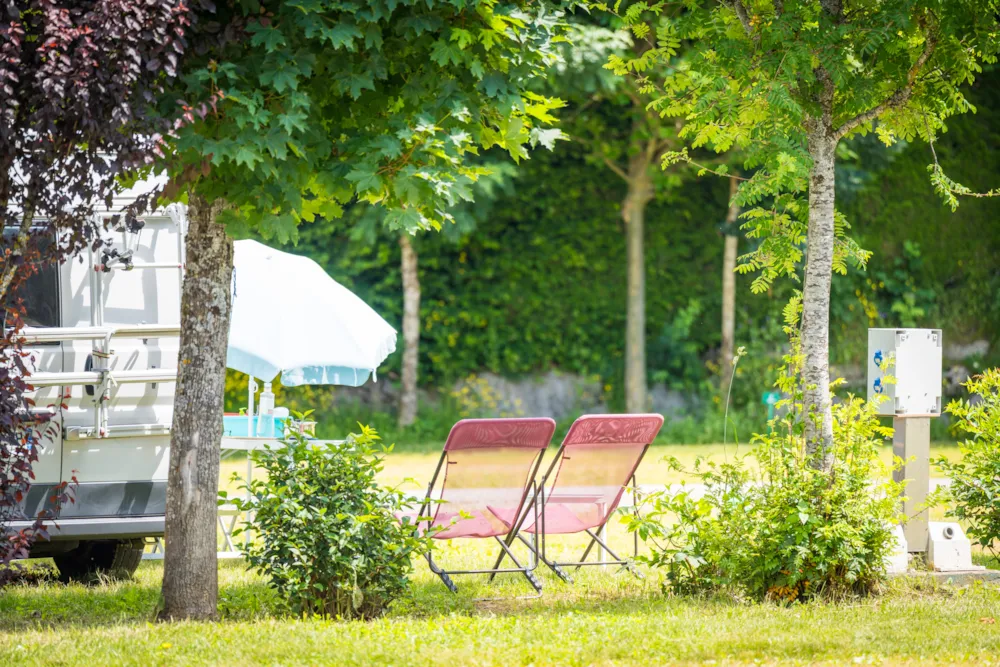 Stellplatz - Stellplatz 80 M² - L'Escale Village