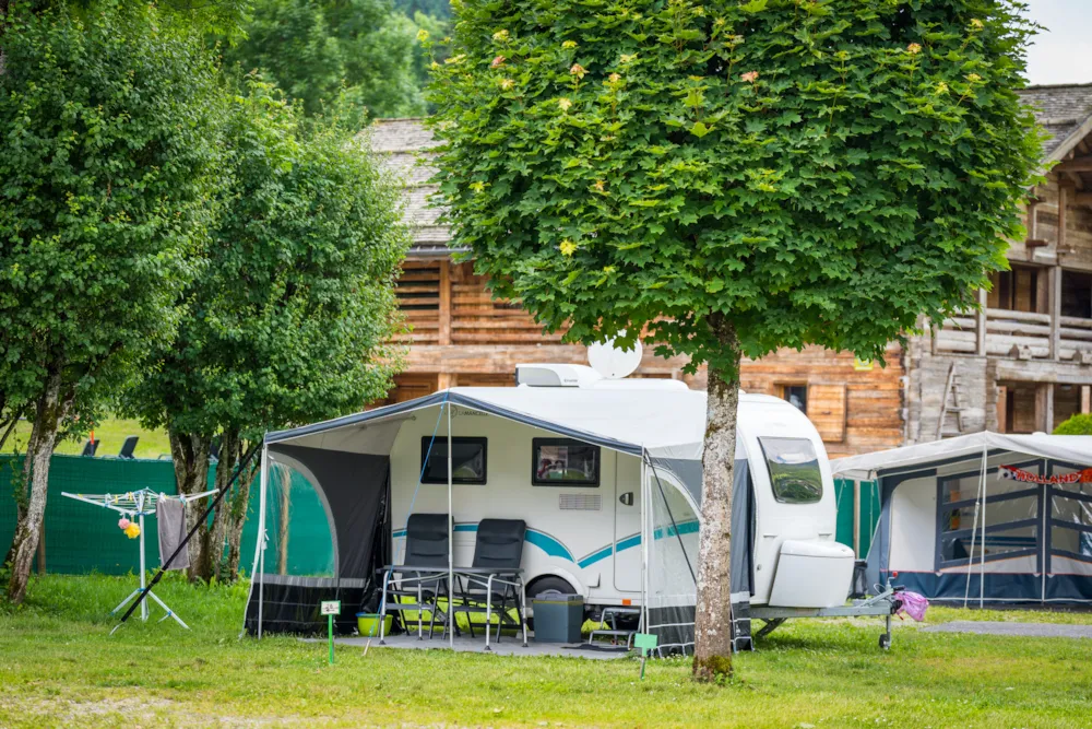 Stellplatz - Stellplatz Confort 100 M² - L'Escale Village