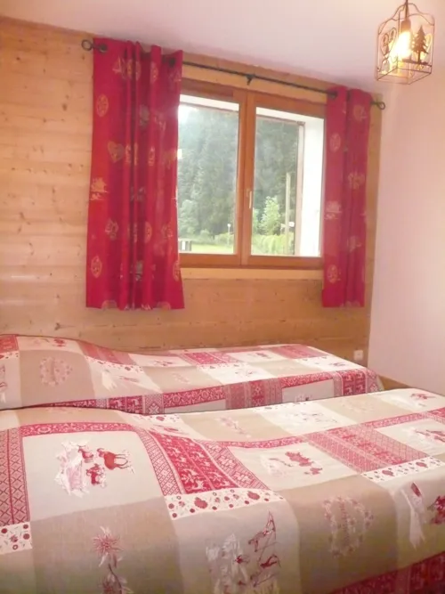 Kamer - Bedroom For 2 People With Tv And Bathroom (Ref L07) - image n°4 - L'Escale Village