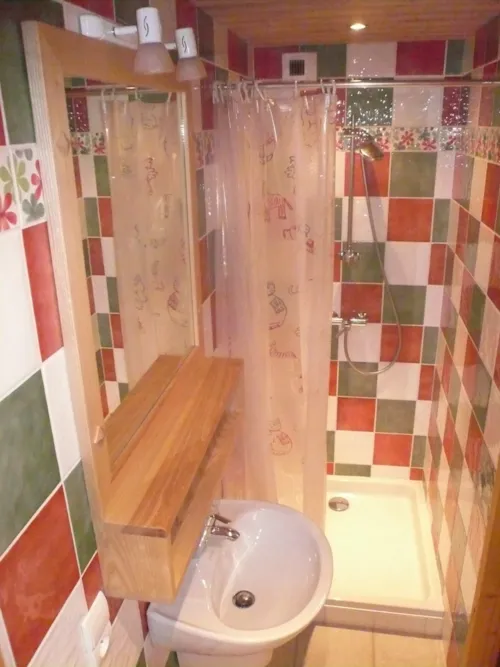 Kamer - Bedroom For 2 People With Tv And Bathroom (Ref L07) - image n°5 - L'Escale Village