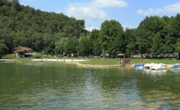 Camping Les Reflets du Quercy - image n°7 - Roulottes