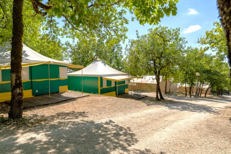 Tente Nature - 2 Chambres - Cuisine Équipée - Salle De Bain