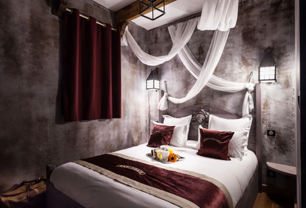 Zimmer - Privilege Suite Flibustiers - Pirates World Village Club Les Sables d'Or