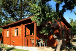 Accommodation - Almendro Bungalow - Camping Lago Barasona