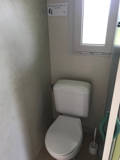 Air-conditioned Gitotel Club chalet