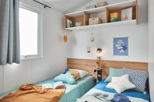 Mietunterkunft - Mobil Home Venezia 3 Chambres (Semaine) - image n°7 - Camping les Charmilles