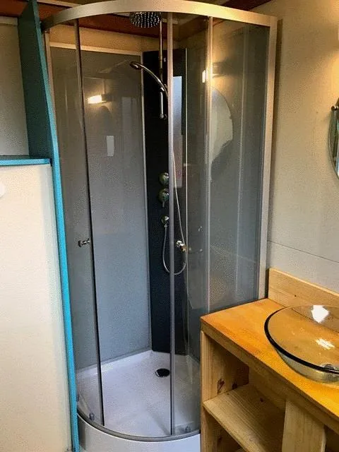 12 Chalet L'amarylis  35M² +  Lave Vaisselle +Terrasse Couverte  +Télévision