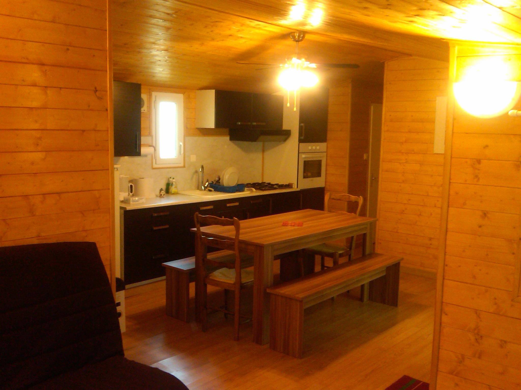 Cottage Quiétude 40m2 2 ch avec terrasse couverte et télévision 1/4 pers