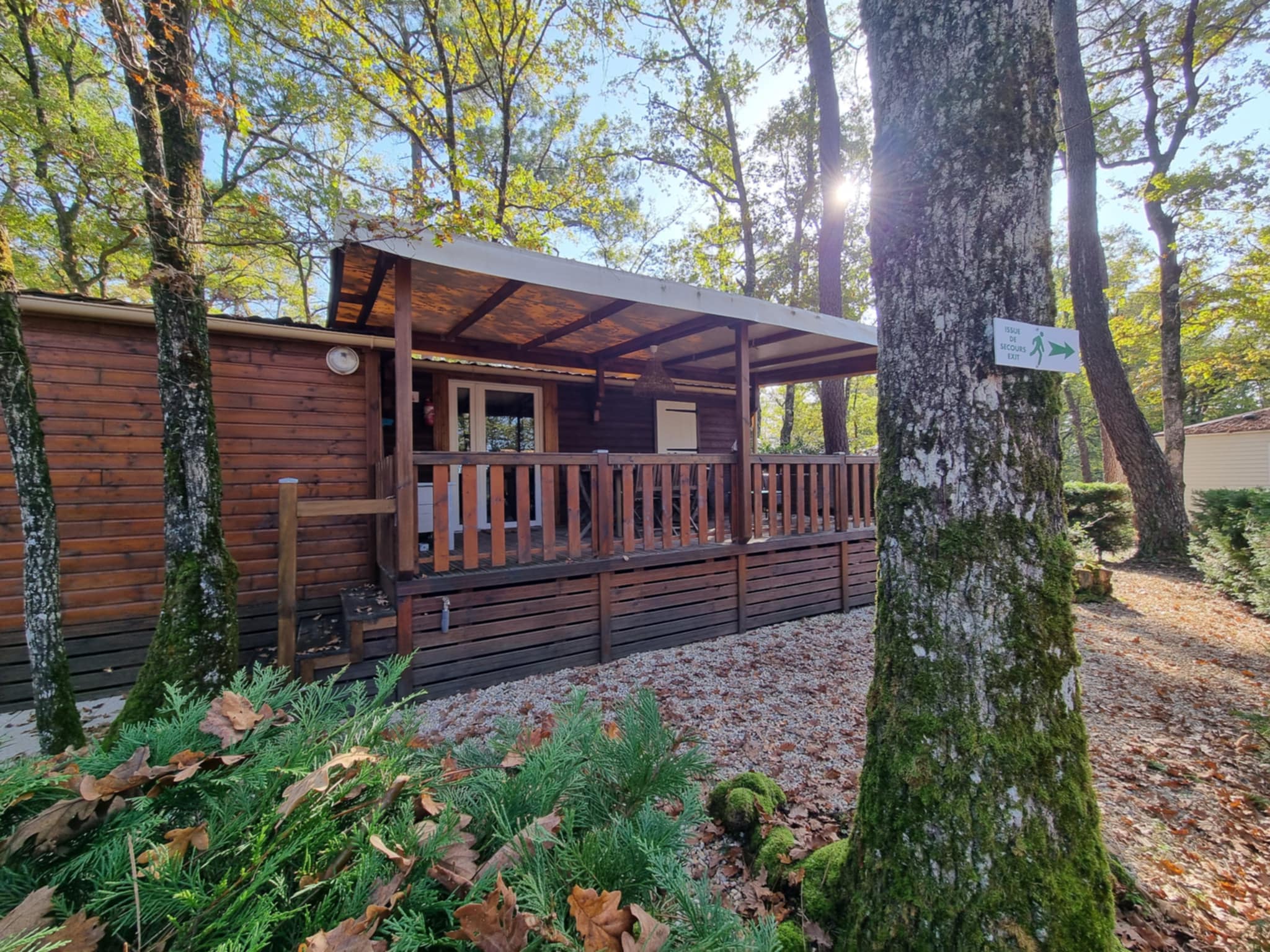 Huuraccommodatie(s) - Résidence Quiètude 35 M2, Overdekt Terras, Vaatwasser + Televisie - Camping LA GARENNE