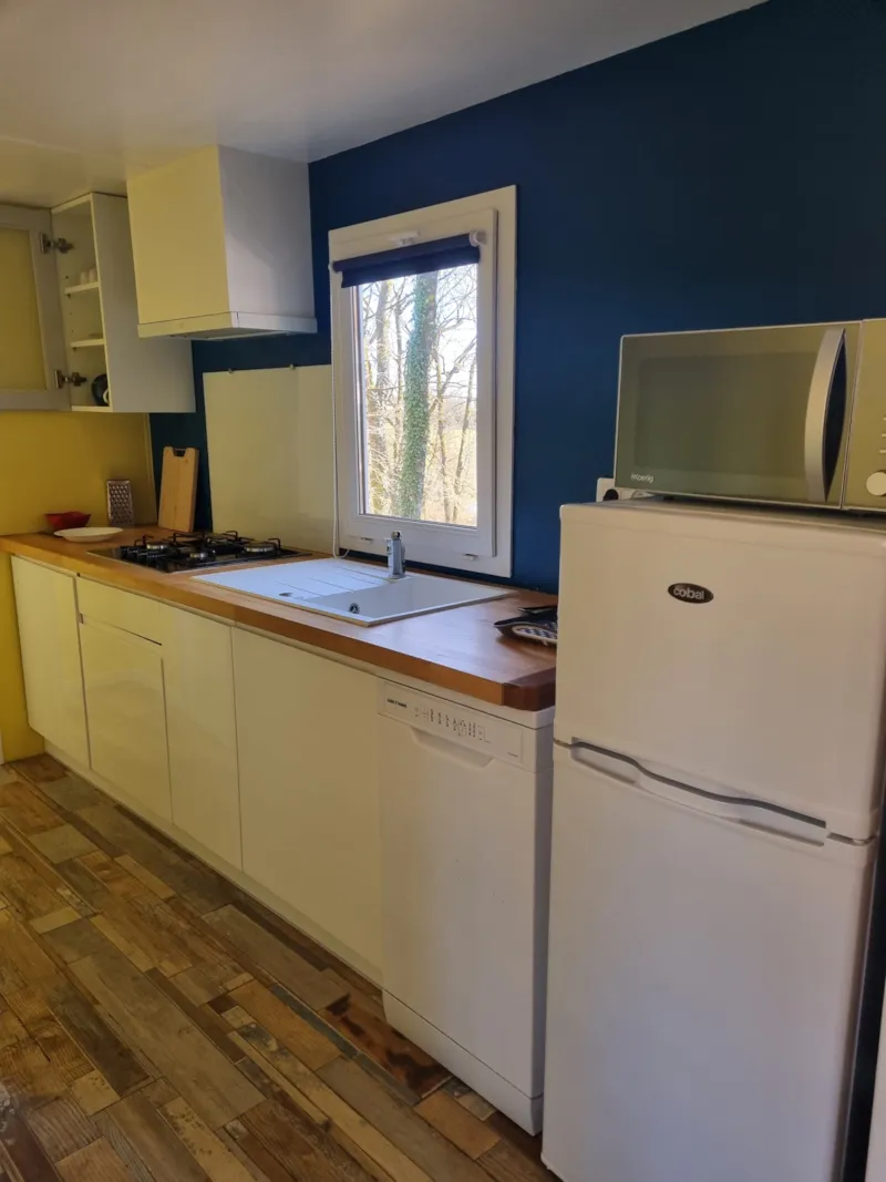 11 Le Cabanon Cosy "Toi Et Moi   "2 Pers.   Une Seule Chambre Télévision Et Terrasse Couverte