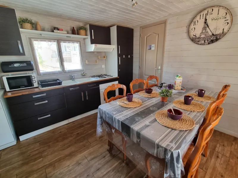 14 Chalet Iris 45M² Avec Télévision + Lave Vaisselle  + Terrasse Couverte