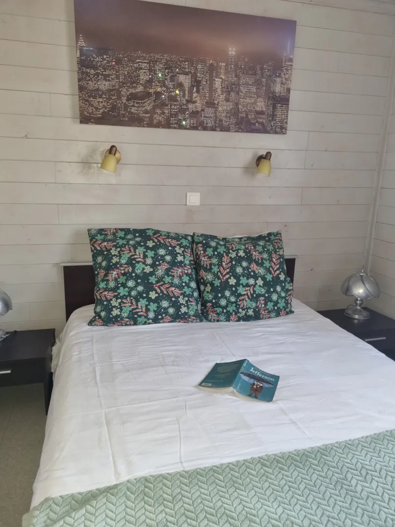 14 Chalet Iris 45M² Avec Télévision + Lave Vaisselle  + Terrasse Couverte