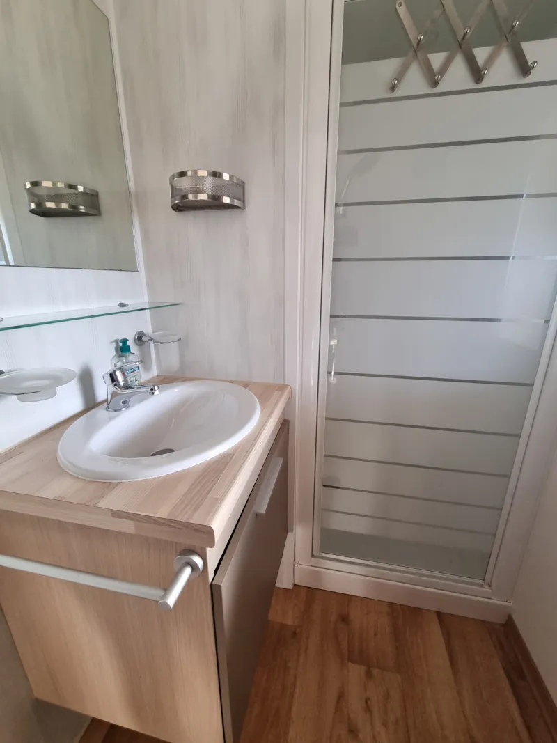 35 Résidence Les  Roses 28M2  Terrasse Couverte  + Télevision + Cuisine D'été